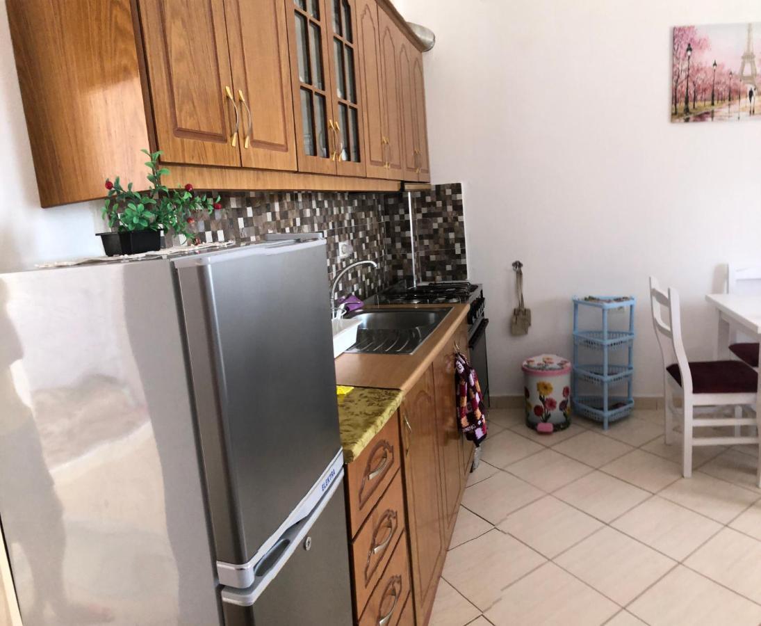 Teo Apartment Саранде Екстериор снимка