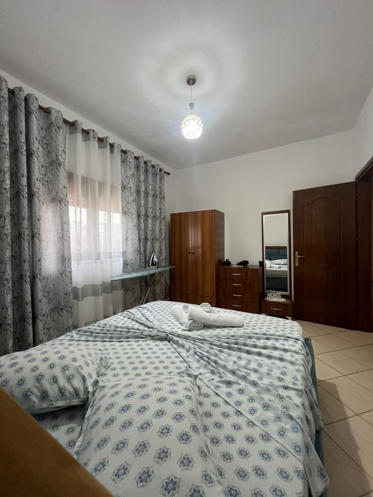 Teo Apartment Саранде Екстериор снимка