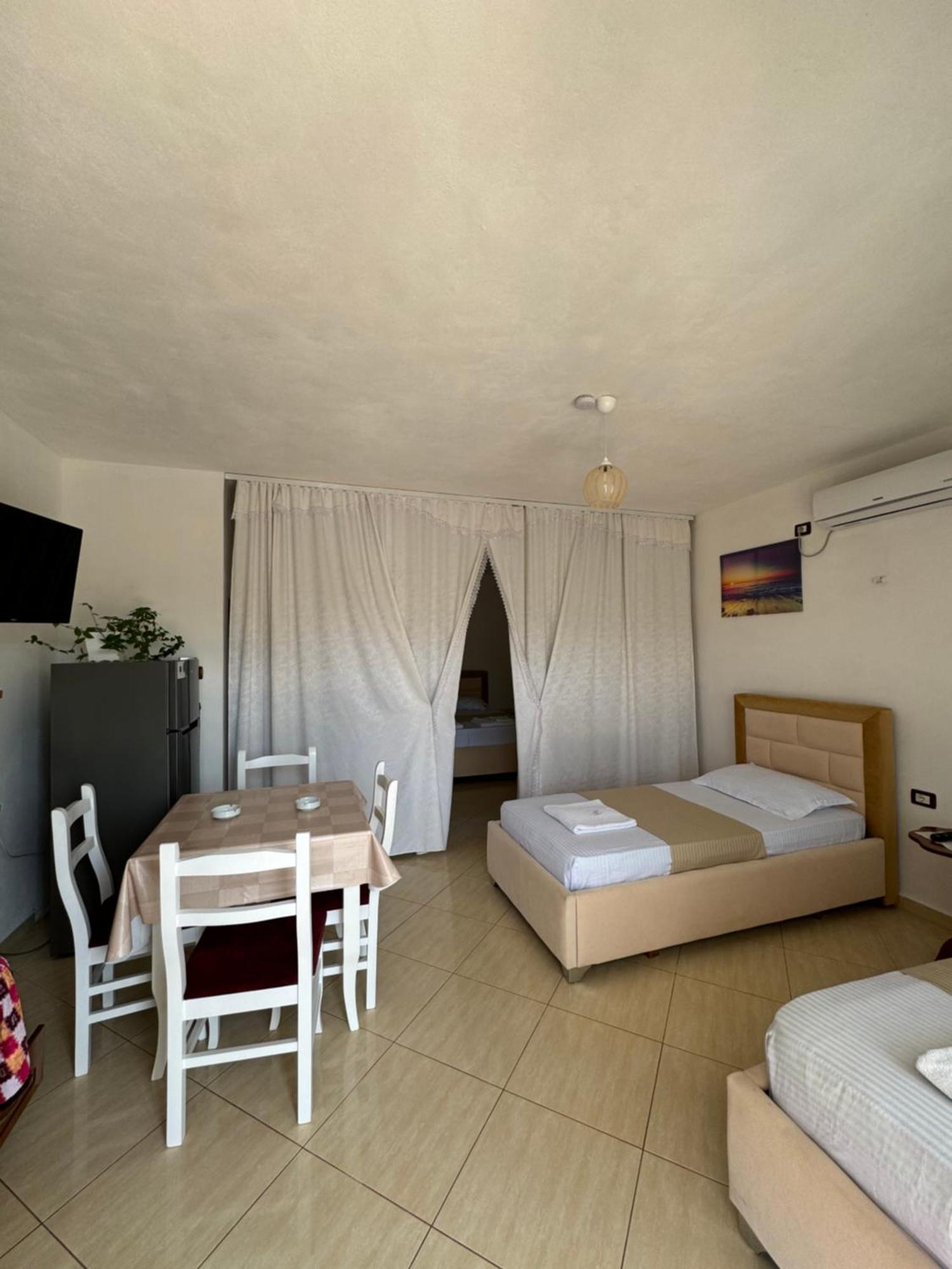 Teo Apartment Саранде Екстериор снимка
