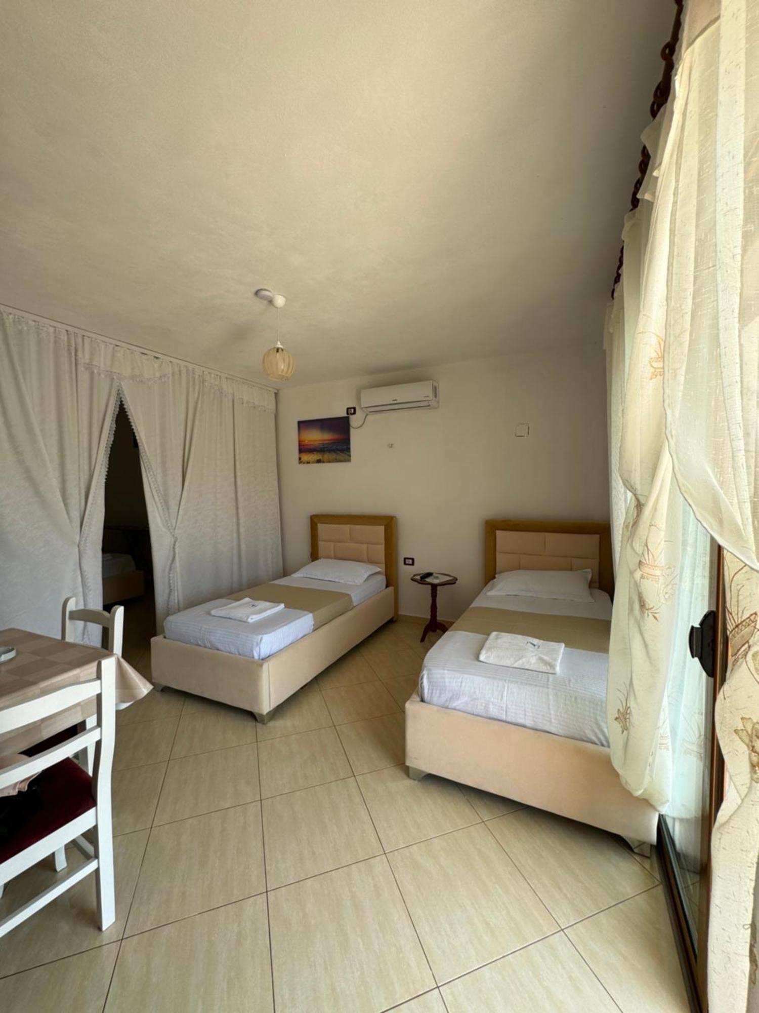 Teo Apartment Саранде Екстериор снимка