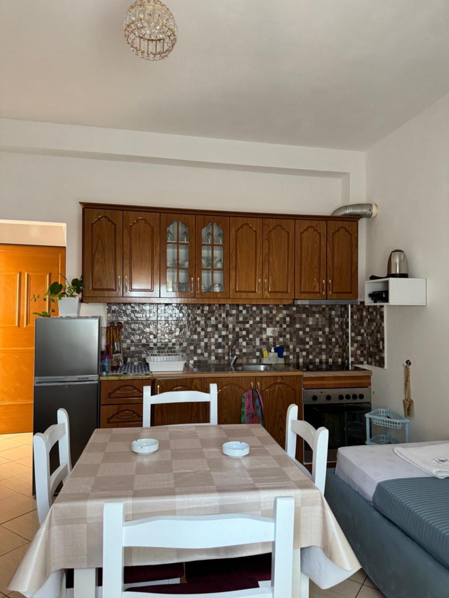 Teo Apartment Саранде Екстериор снимка