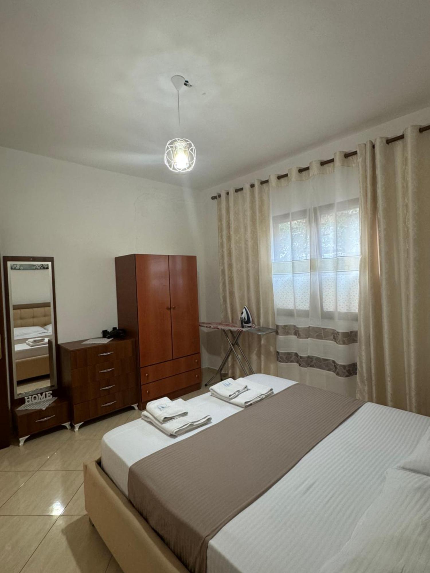 Teo Apartment Саранде Екстериор снимка