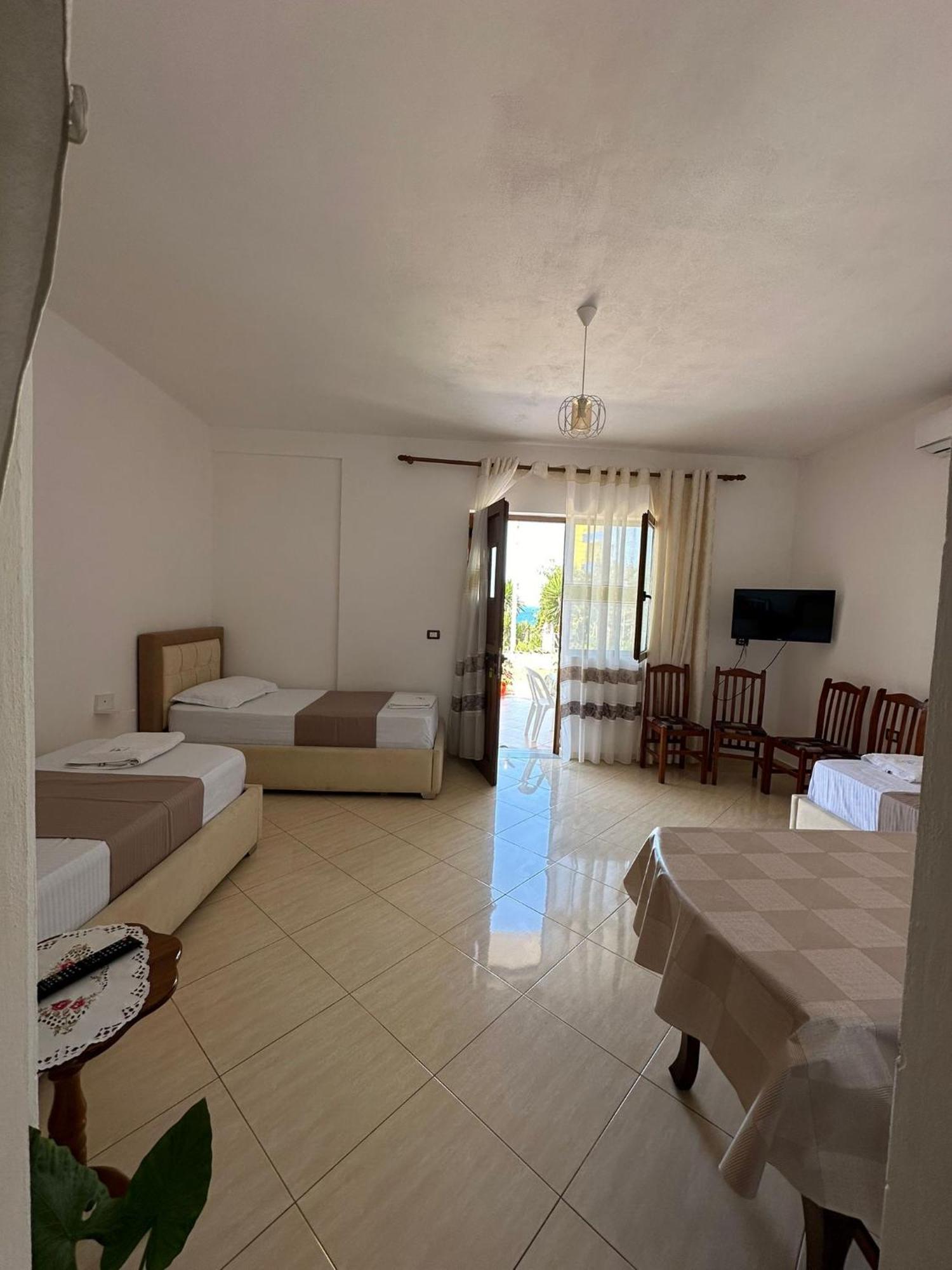 Teo Apartment Саранде Екстериор снимка