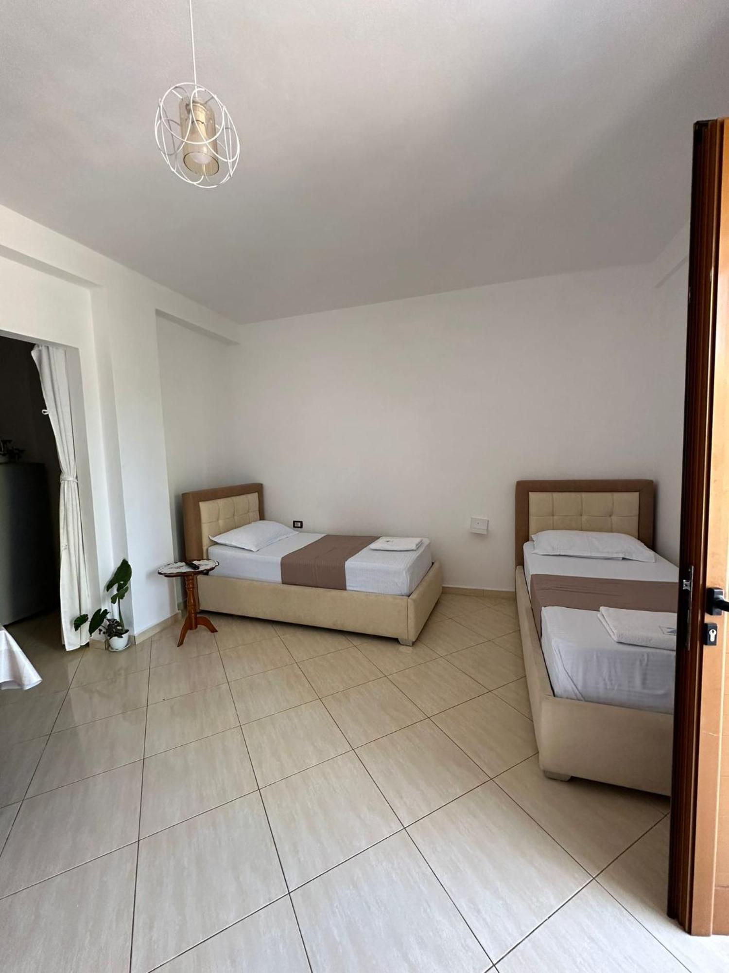 Teo Apartment Саранде Екстериор снимка